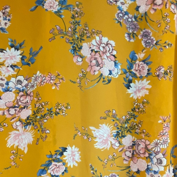 Dry Goods - Yellow Floral Kimono with Crocheted Sleeves - Picture 9 of 11